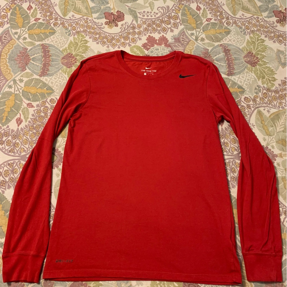 Nike Dri-FIT Long Sleeve Tee – Red – Size Small